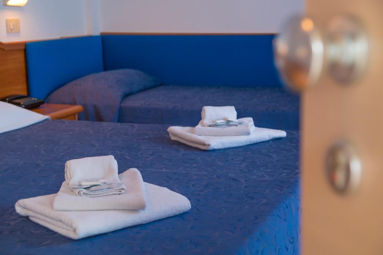Ciccio Hotel Misano Adriatico Exterior photo