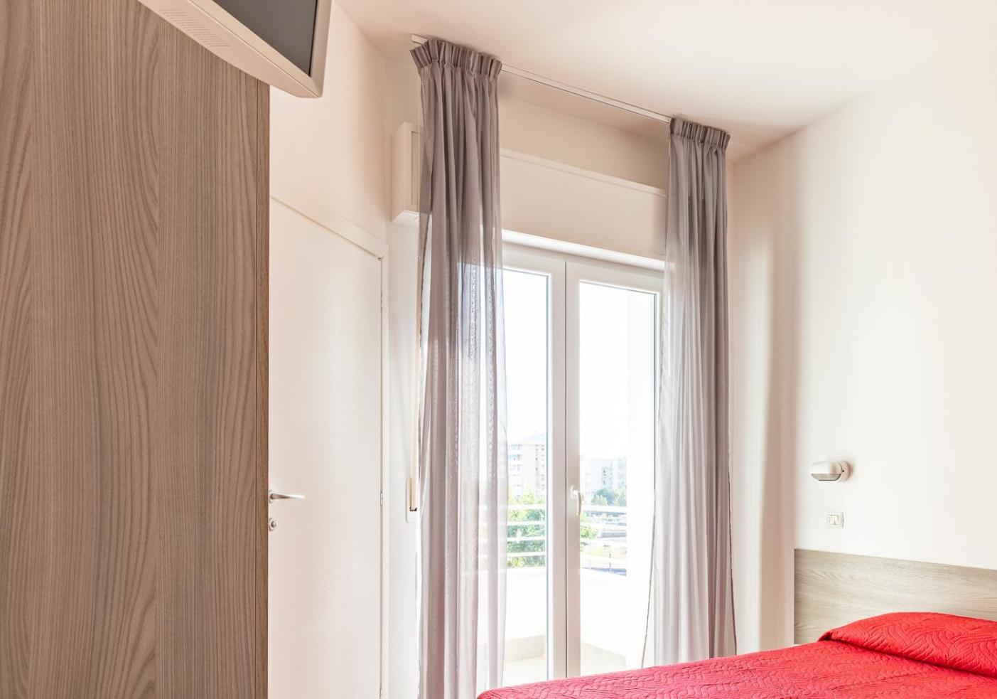Ciccio Hotel Misano Adriatico Exterior photo