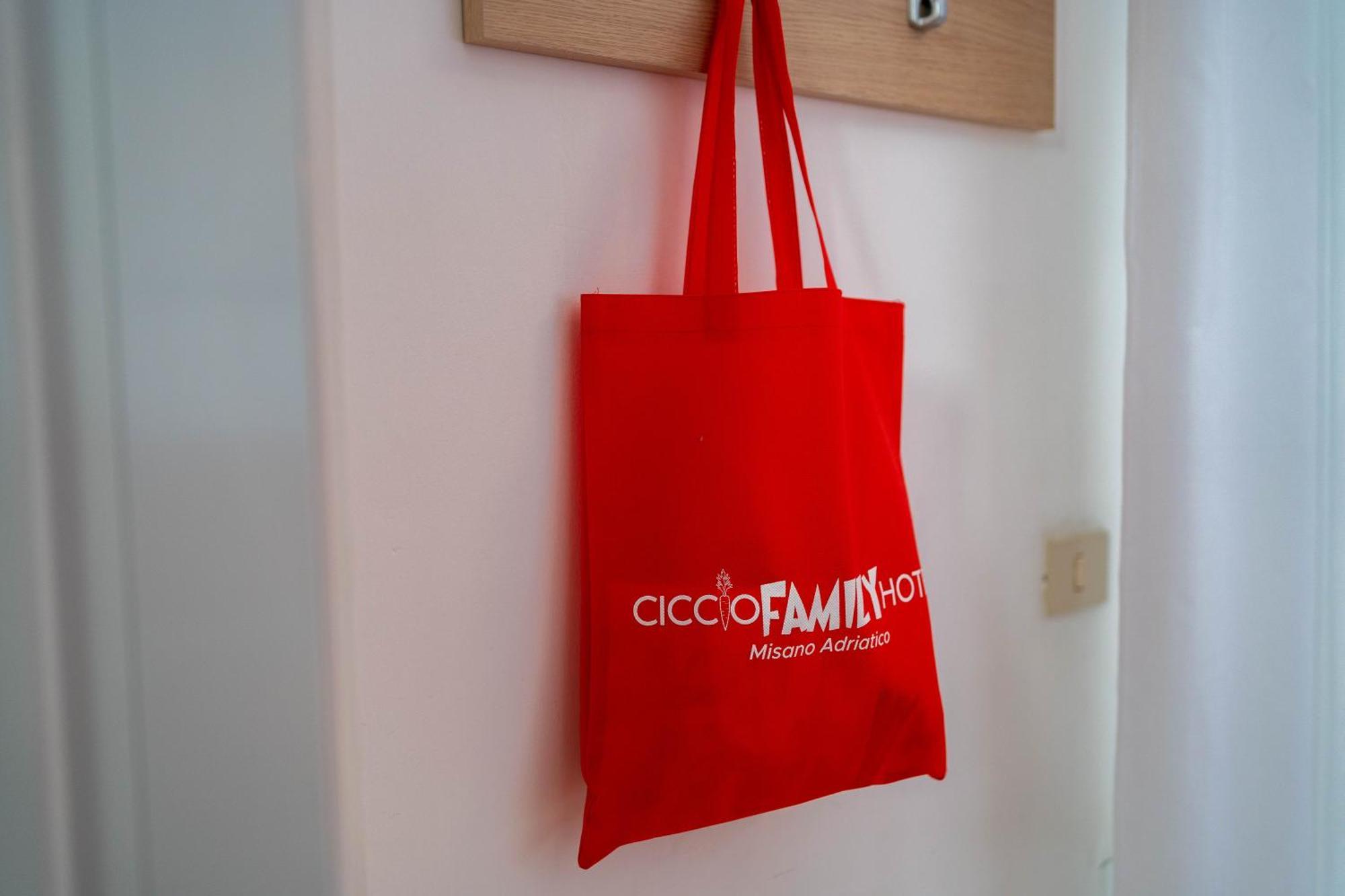 Ciccio Hotel Misano Adriatico Exterior photo