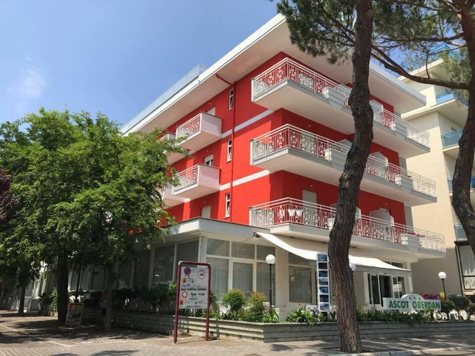 Ciccio Hotel Misano Adriatico Exterior photo